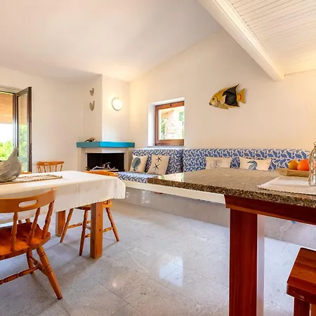 Charming Sea View And Garden Villa *