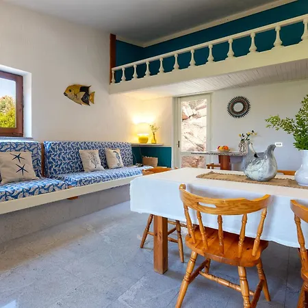 Charming Sea View And Garden Villa *